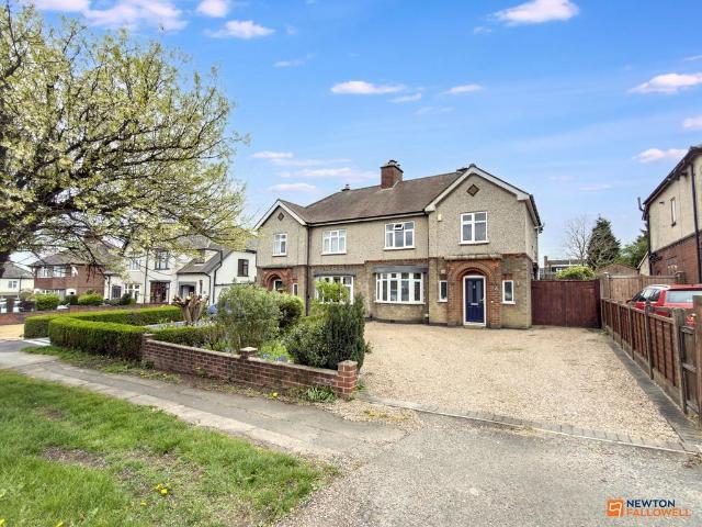 House for sale in Coalville, Leicestershire