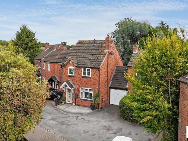 House for sale in Old Wharf, City Of Leicester