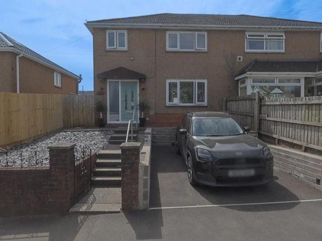 House for sale in Cwmgelli, Blackwood