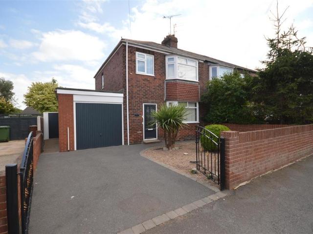 House for sale in Knottingley, West Yorkshire