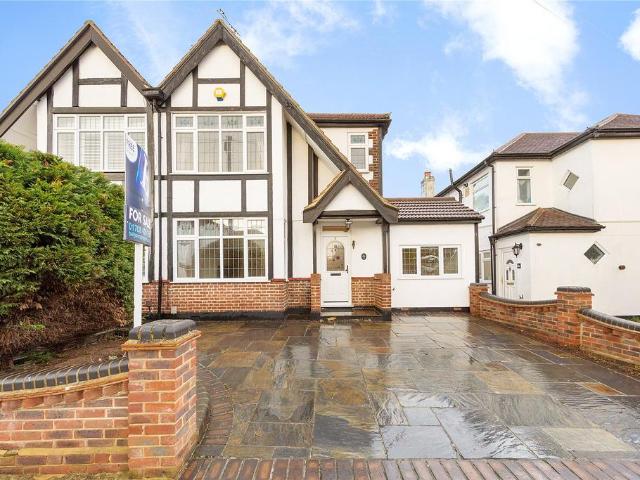House for sale in Emerson Park, Greater London