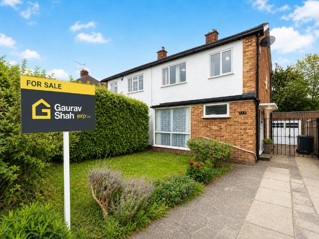 House for sale in Crofton, Greater London