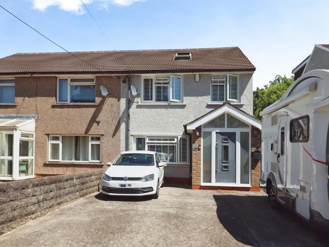 House for sale in Marshfield, Wales