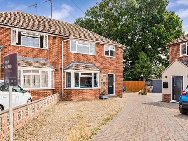 House for sale in Berrick Salome, Oxfordshire