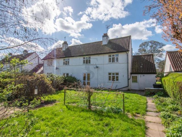 House for sale in Stanford On Avon, Leicestershire