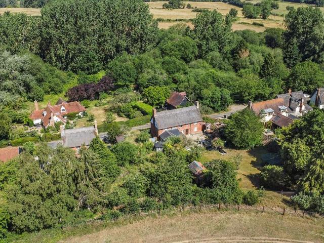 House for sale in Chelmondiston, Suffolk