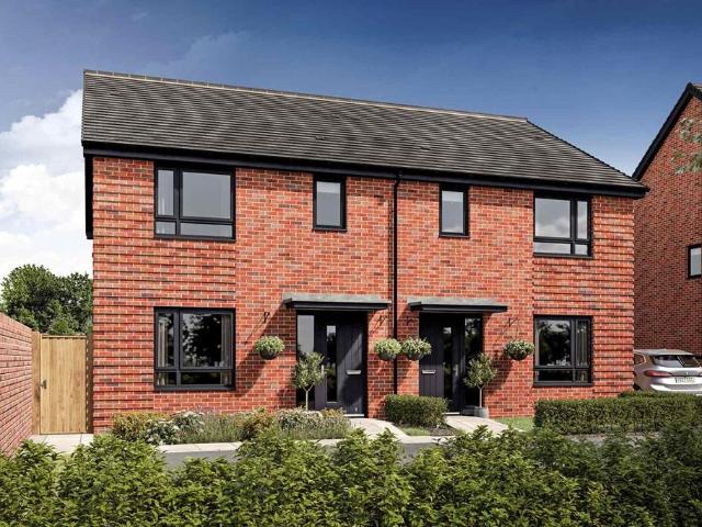 House for sale in City Fields, West Yorkshire