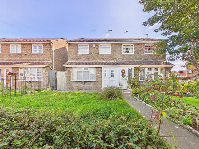 House for sale in Font-y-Gary, Rhoose