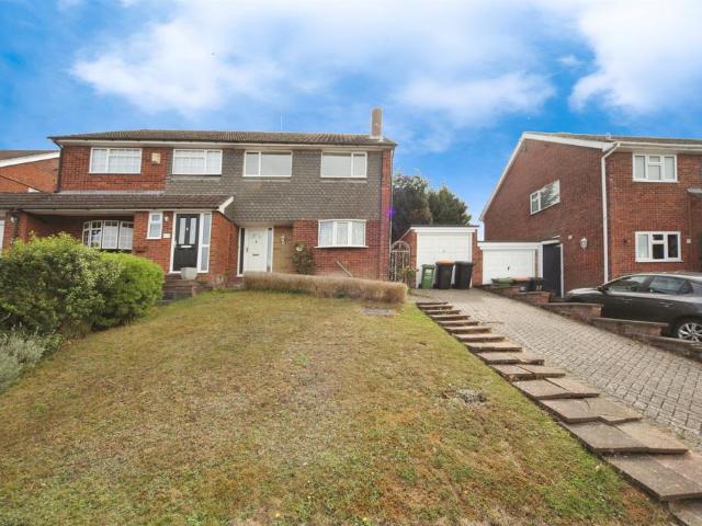 House for sale in Dunstable, Bedfordshire