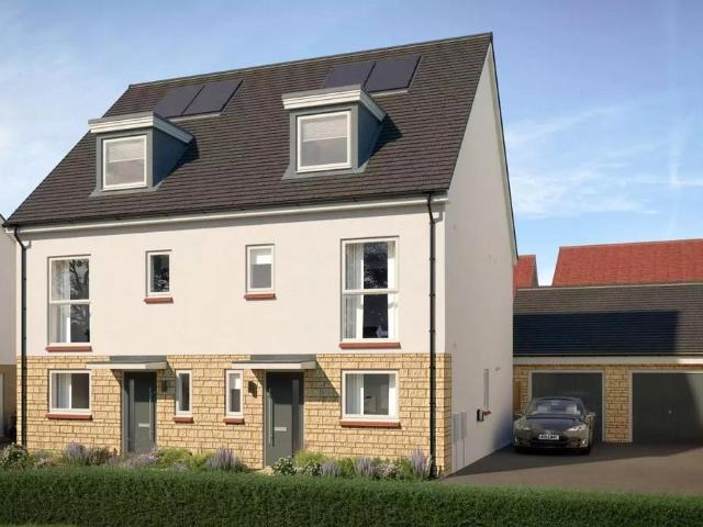 House for sale in Chippenham, Wiltshire