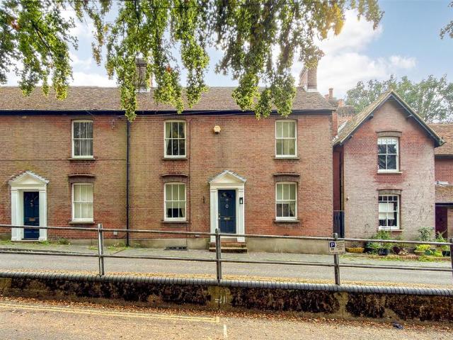 House for sale in St Albans, Five Acres