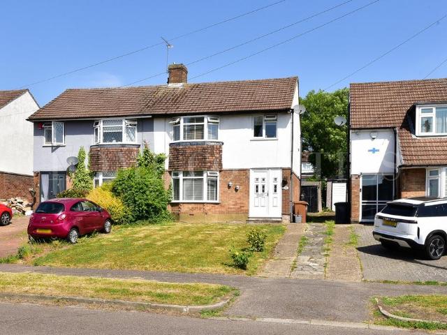 House for sale in Oakmere, Potters Bar