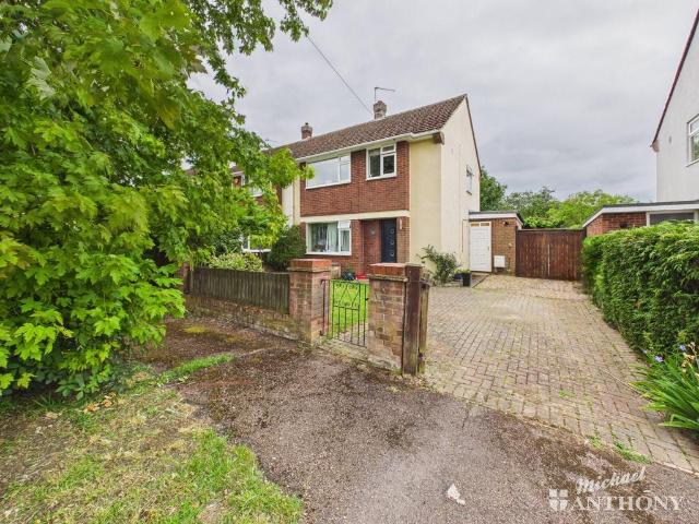 House for sale in Southcourt, Aylesbury