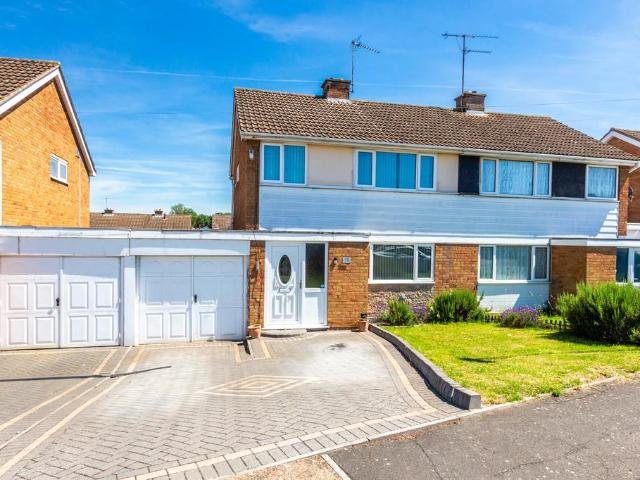 House for sale in Rushden