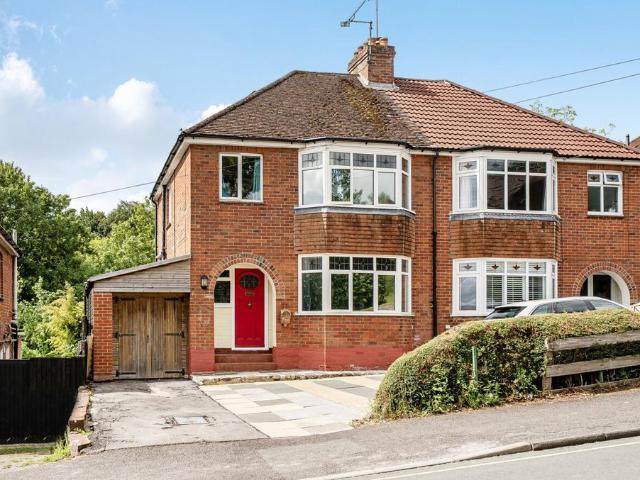 House for sale in Stanmore, Hampshire
