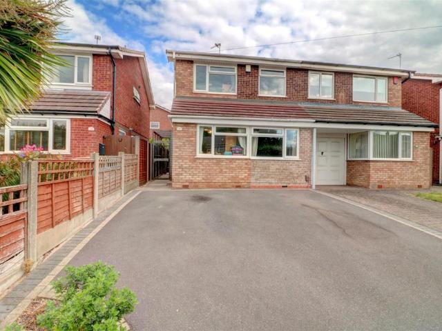 House for sale in Aldridge, West Midlands