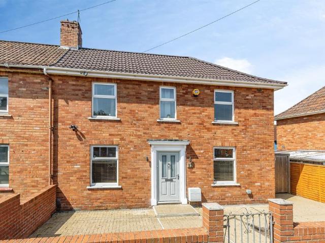 House for sale in Feckenham, City Of Bristol