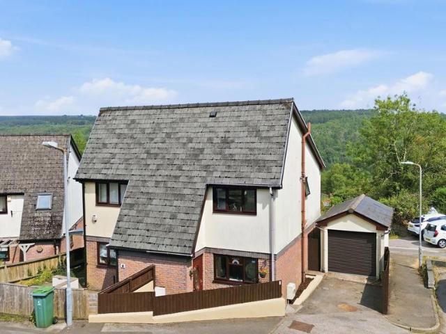 House for sale in Abersychan, Wales