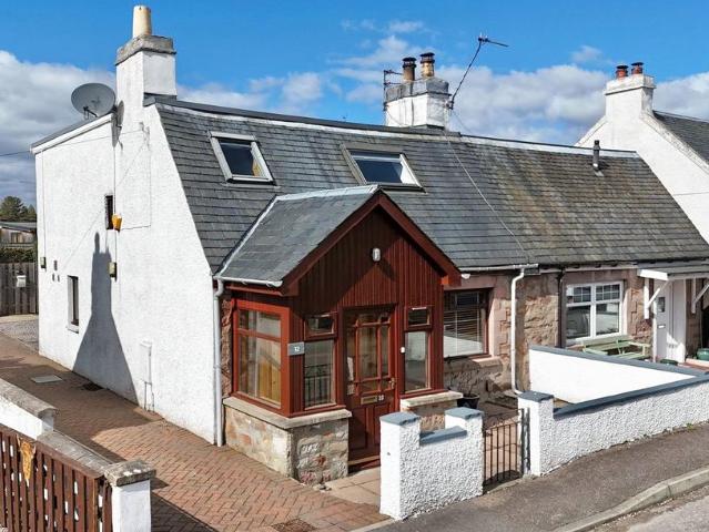 House for sale in Lentran, Scotland