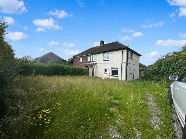 House for sale in Buttershaw, West Yorkshire