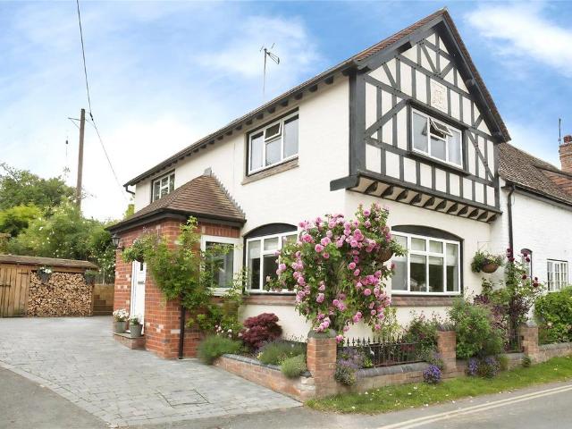 House for sale in Pamington, Gloucestershire