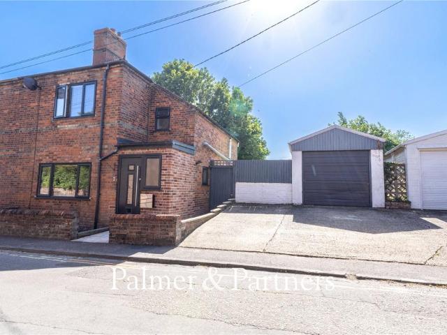 House for sale in Eastbridge, Suffolk