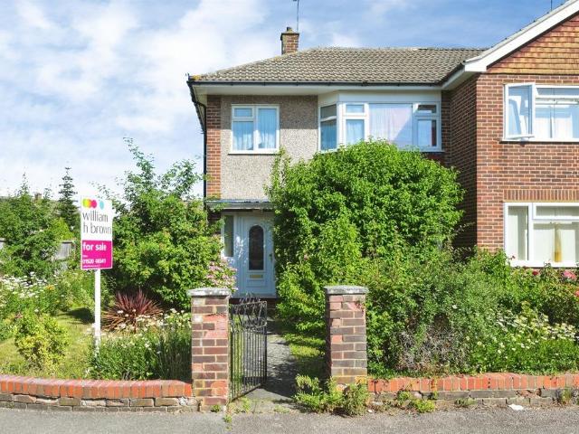 House for sale in Kings Hill, Colliers End