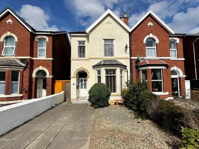 House for sale in Meols Cop, Southport