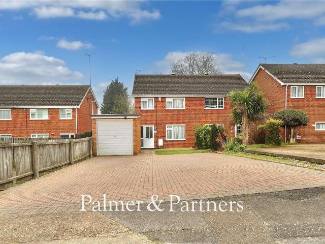 House for sale in Maidenhall, Key Street