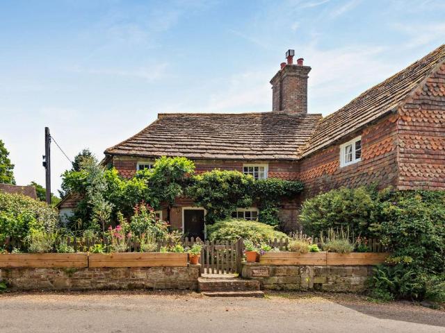 House for sale in Slaugham, Perryfields
