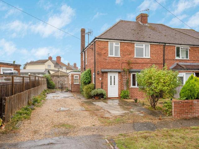 House for sale in Berrick Salome, Oxfordshire