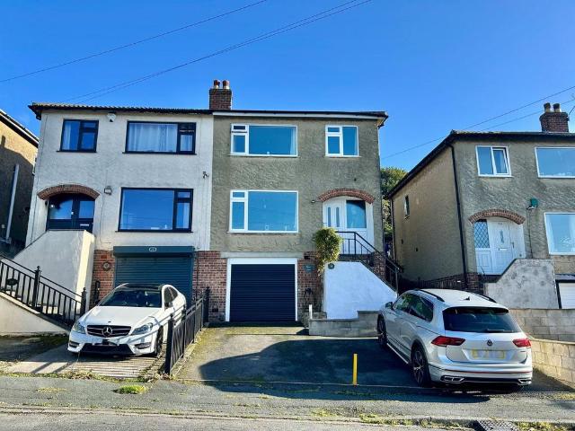 House for sale in Bocking, Bradford