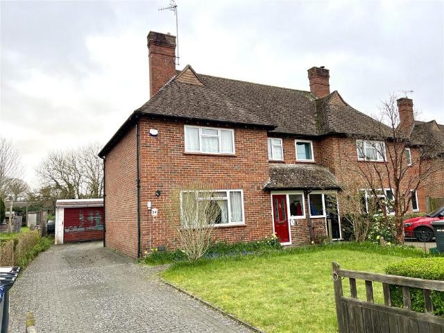 House for sale in Fole, Surrey