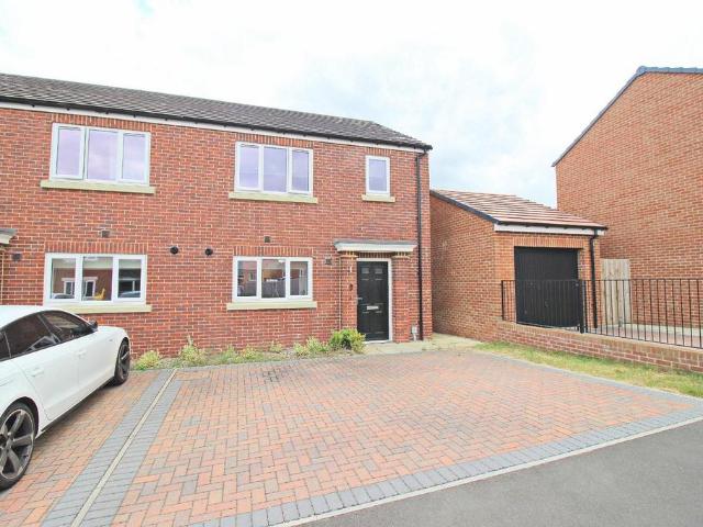 House for sale in Hetton