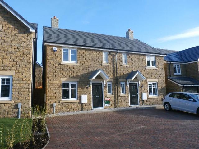 House for sale in Charlesworth, East Midlands