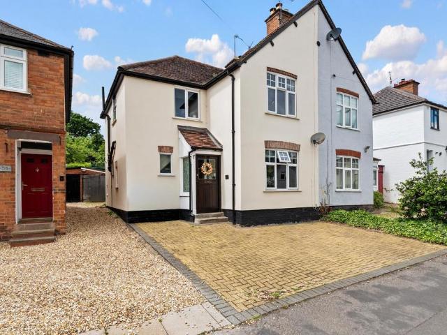 House for sale in Emscote, Green Close