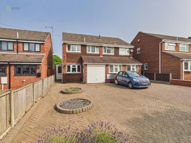 House for sale in Leyfields, Kettlebrook