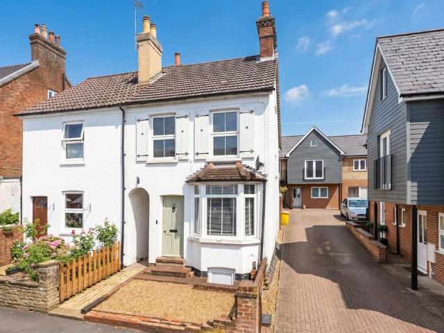 House for sale in Rose Hill, Mole Valley