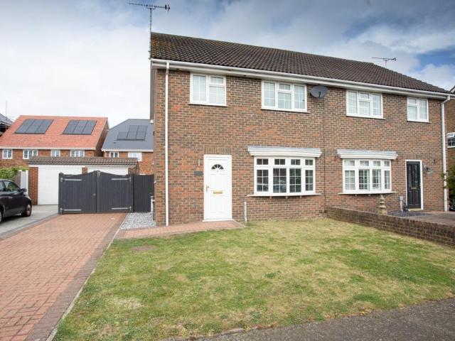 House for sale in Middle Deal, Ash