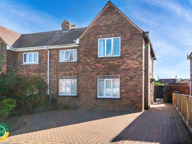 House for sale in Tickhill, South Yorkshire