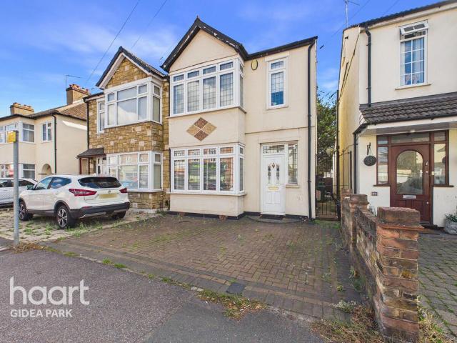 House for sale in London Borough of Havering, Greater London