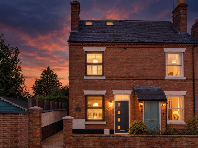 House for sale in Barton In Fabis, East Midlands