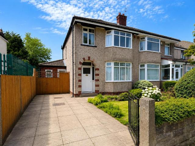 House for sale in Calderstones