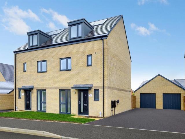 House for sale in Tilbury, Essex