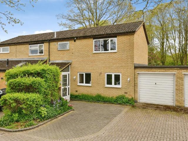 House for sale in Broadwater, Shephall