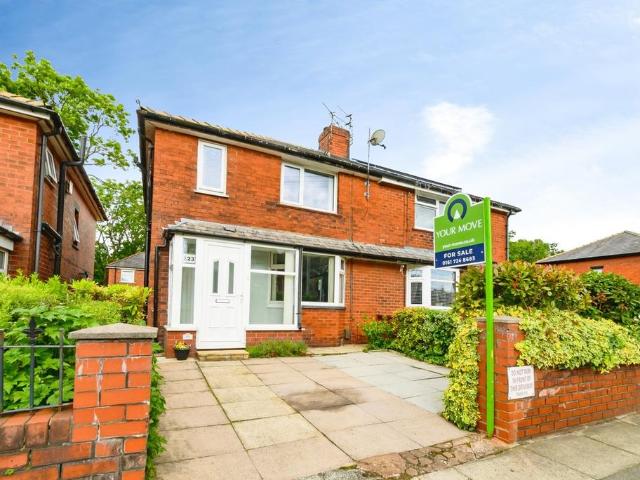 House for sale in Chapel Field, Bury