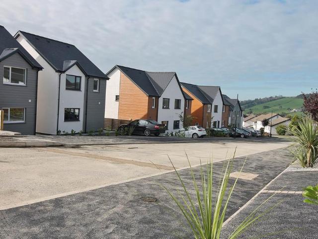 House for sale in Penrhyn-coch