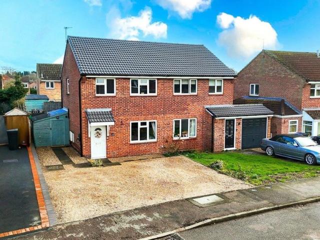 House for sale in Barton, Leicestershire