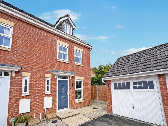 House for sale in Westhoughton, Lee Bank