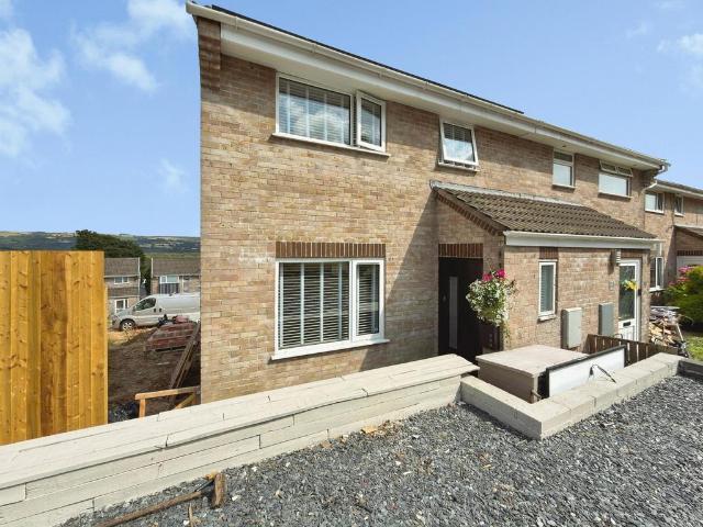 House for sale in Ynystawe, Wales